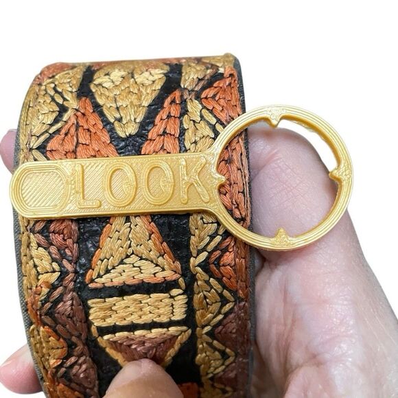 Bechelli Metal Wolf Heads Buckle Southwest Embroidered Hippie Belt 60s Boho Med - Picture 9 of 13